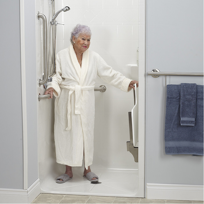 ada-transfer-shower-for-senior-living