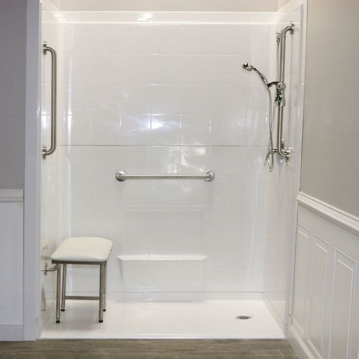 60 x 33 Freedom Easy Step Shower (Right Seat)